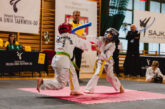 dzieci walczące w taekwondo