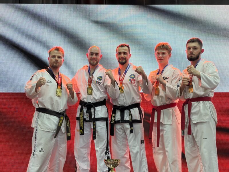 5 zawodników na podium